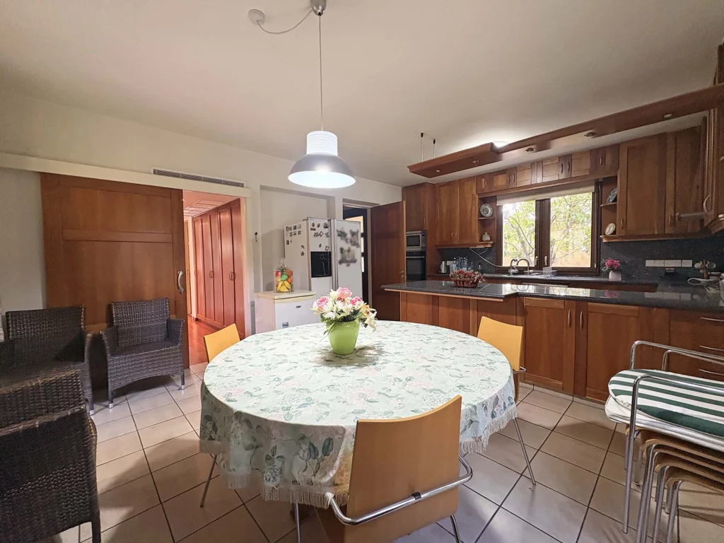 4 Bedroom House for Sale in Engomi, Nicosia District