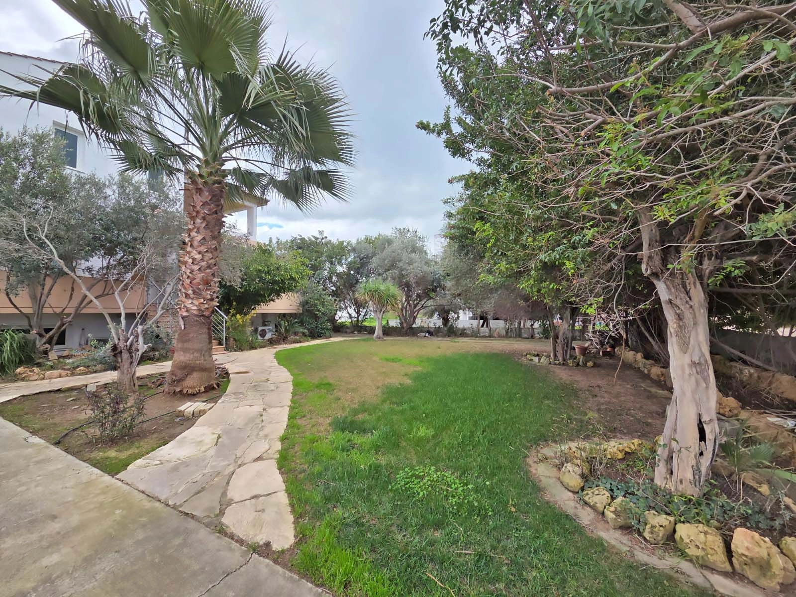 4 Bedroom House for Sale