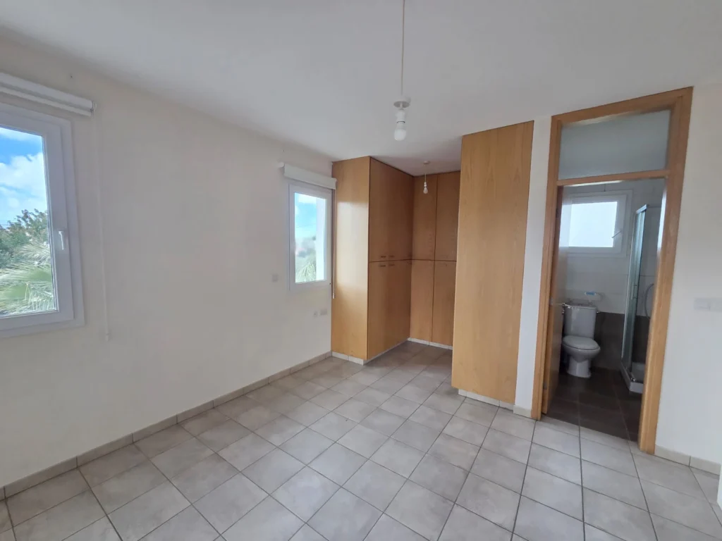 4 Bedroom House for Sale