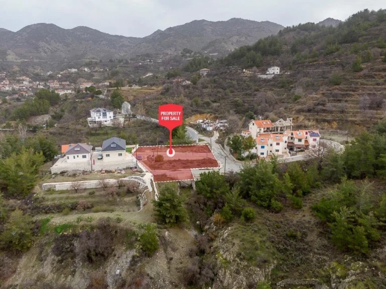 1,612m² Plot for Sale in Agros, Limassol District