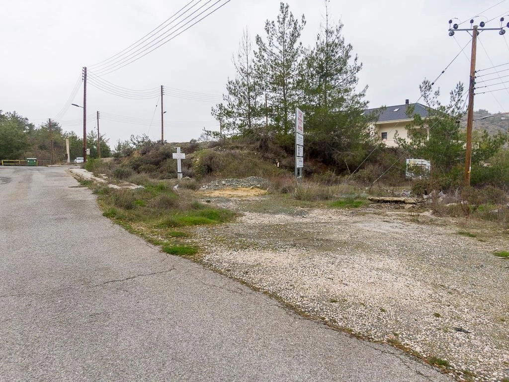 1,612m² Plot for Sale in Agros, Limassol District