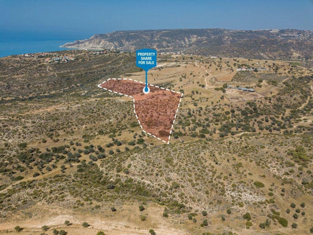 10,730m² Plot for Sale in Pissouri, Limassol District
