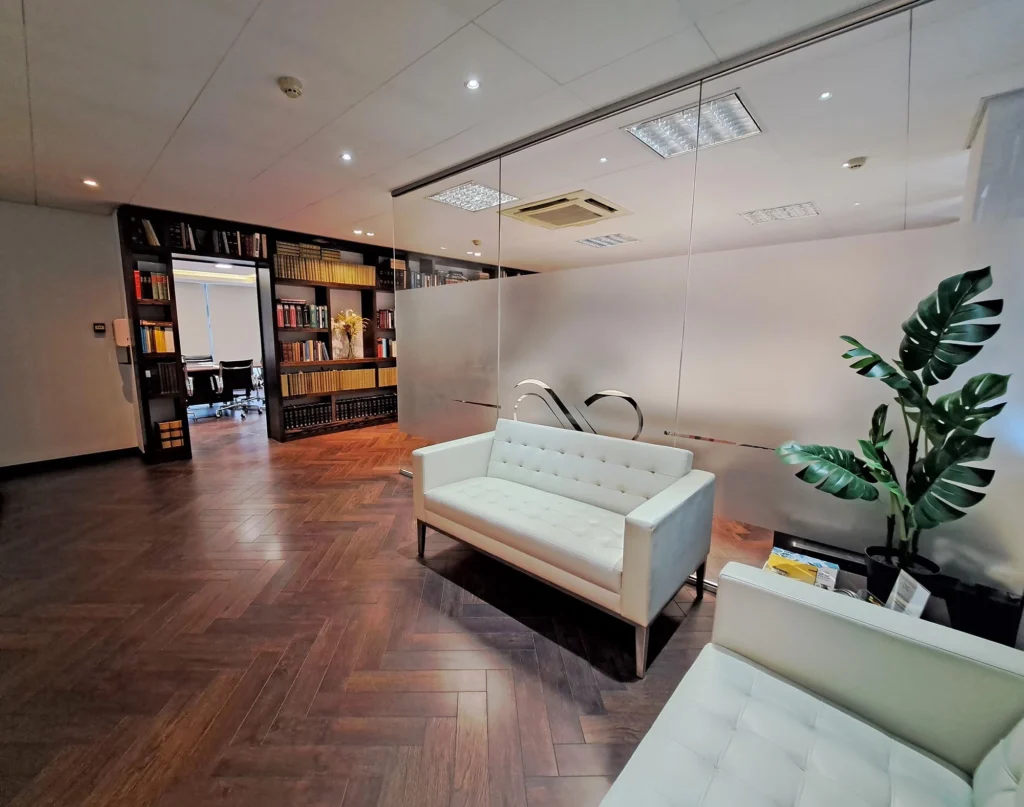 711m² Office for Sale