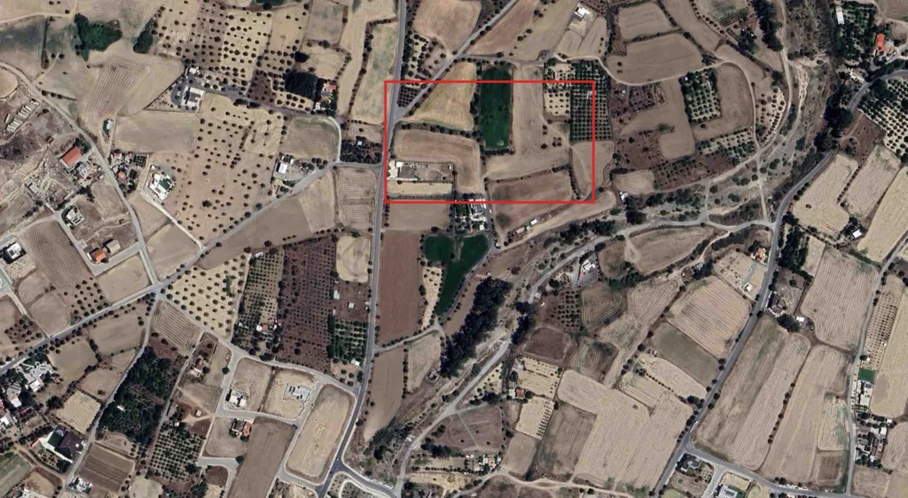 3,770m² Plot for Sale in Dali, Nicosia District