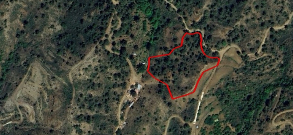 9,732m² Plot for Sale in Kato Platres, Limassol District