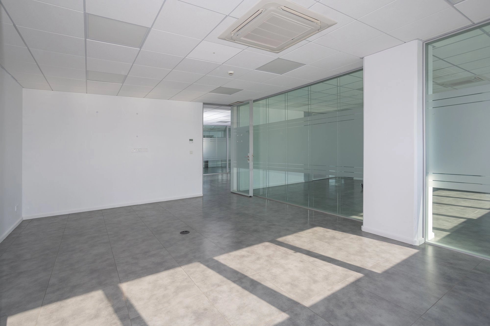 2000m² Building for Rent in Limassol – Apostolos Andreas