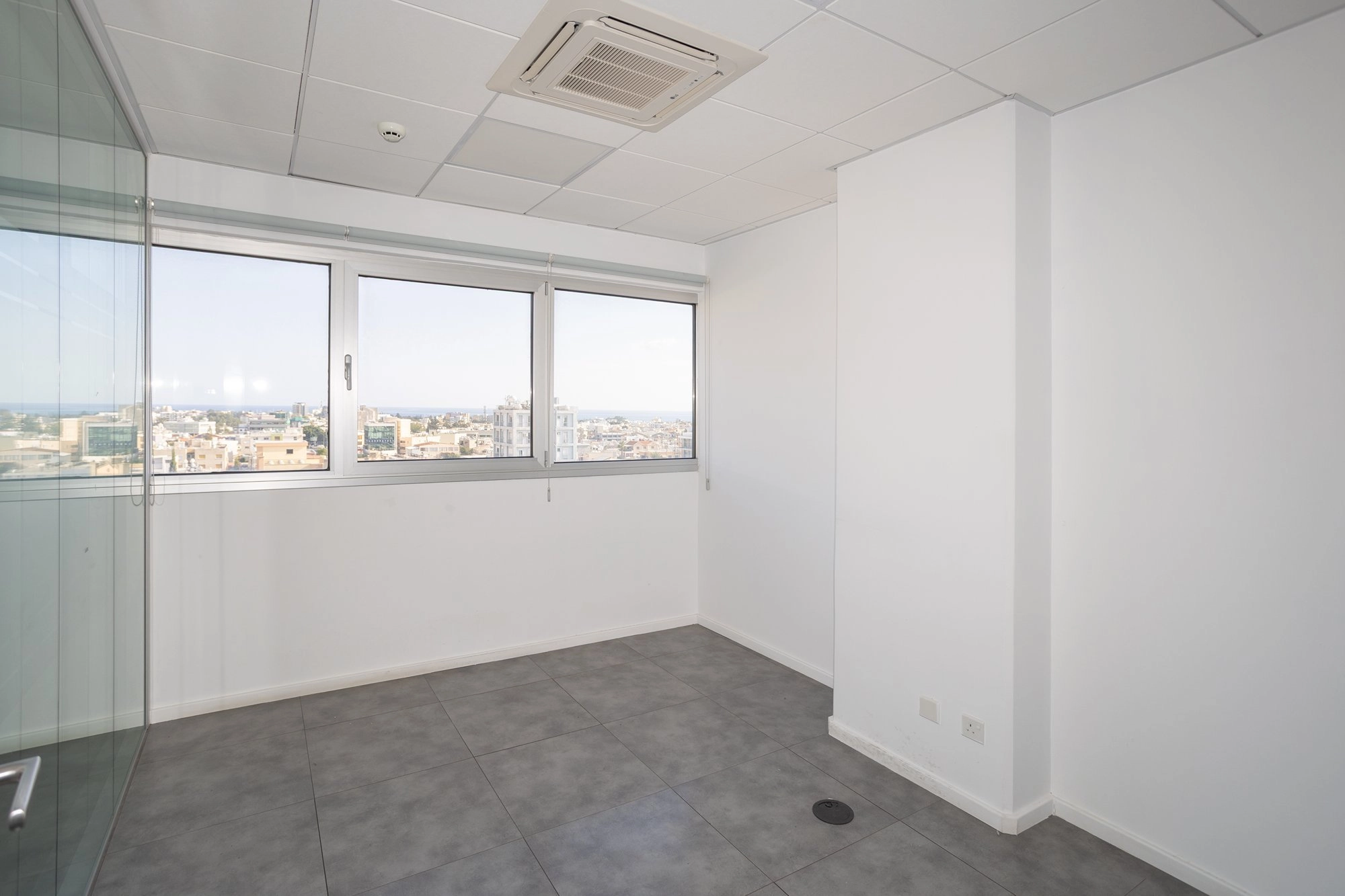 2000m² Building for Rent in Limassol – Apostolos Andreas