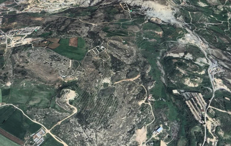 16,054m² Plot for Sale in Konia, Paphos District