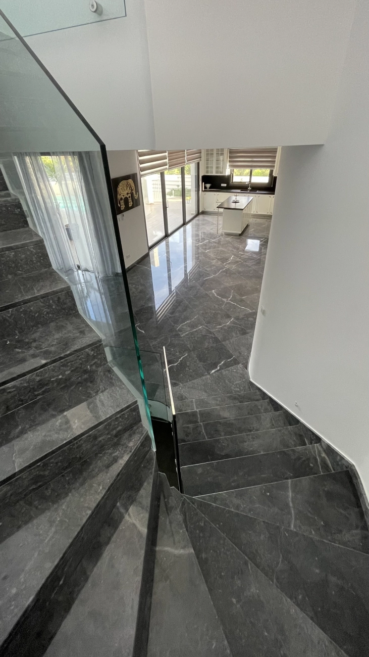 5 Bedroom House for Sale in Germasogeia, Limassol District