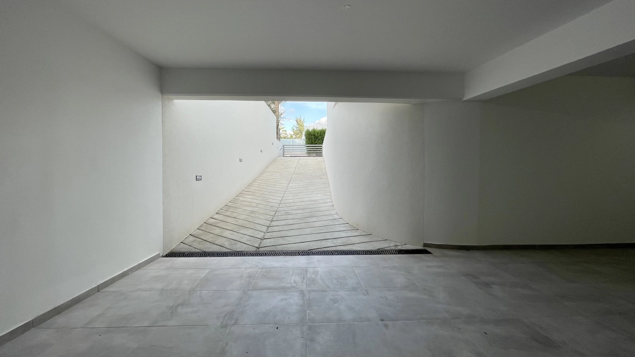 5 Bedroom House for Sale in Germasogeia, Limassol District