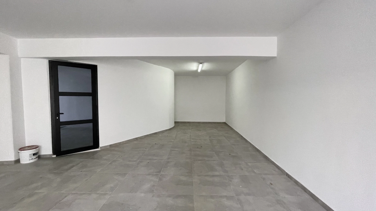 5 Bedroom House for Sale in Germasogeia, Limassol District