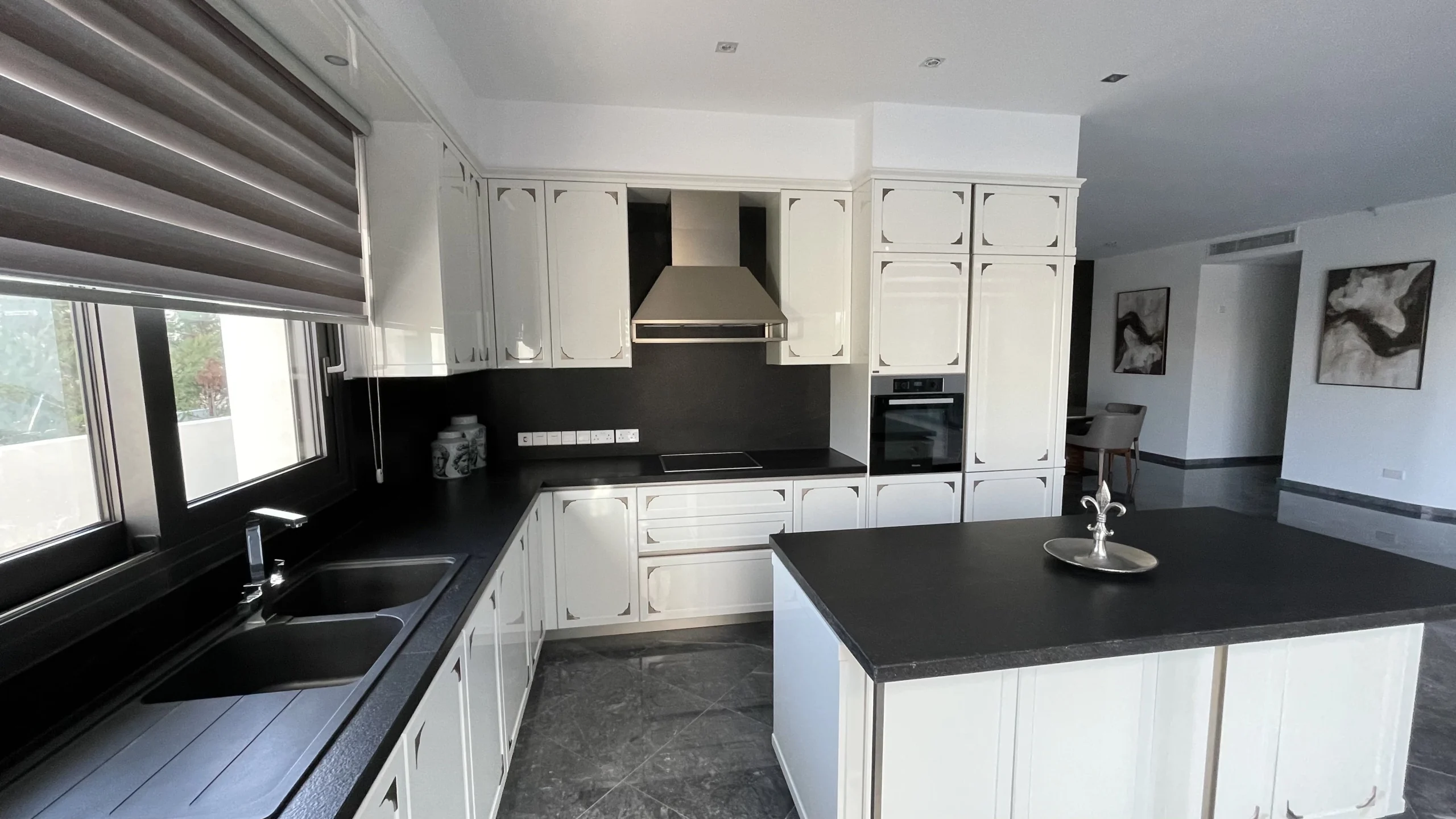 5 Bedroom House for Sale in Germasogeia, Limassol District