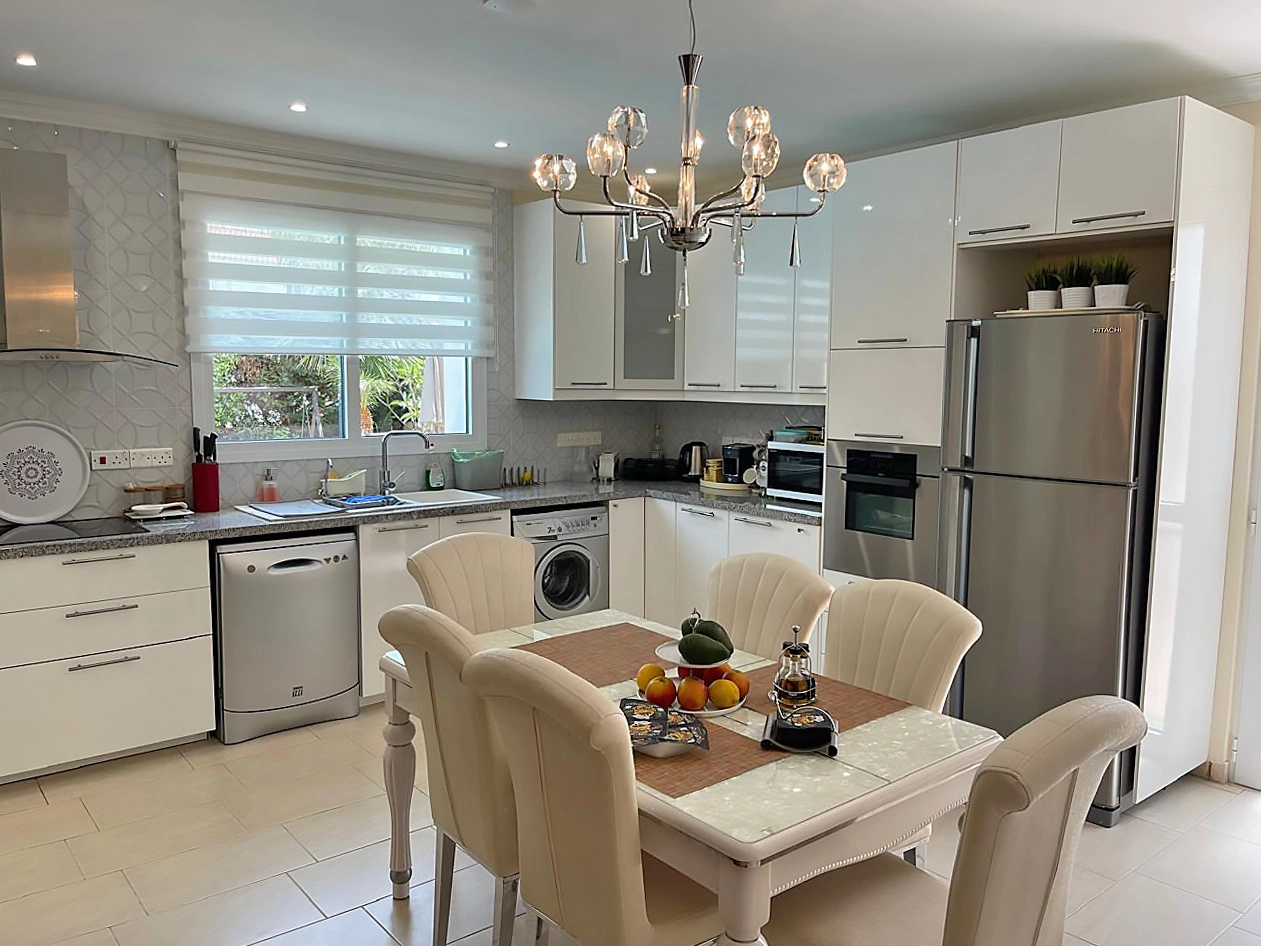 4 Bedroom House for Sale
