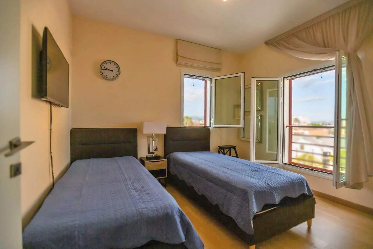 2 Bedroom Apartment for Sale