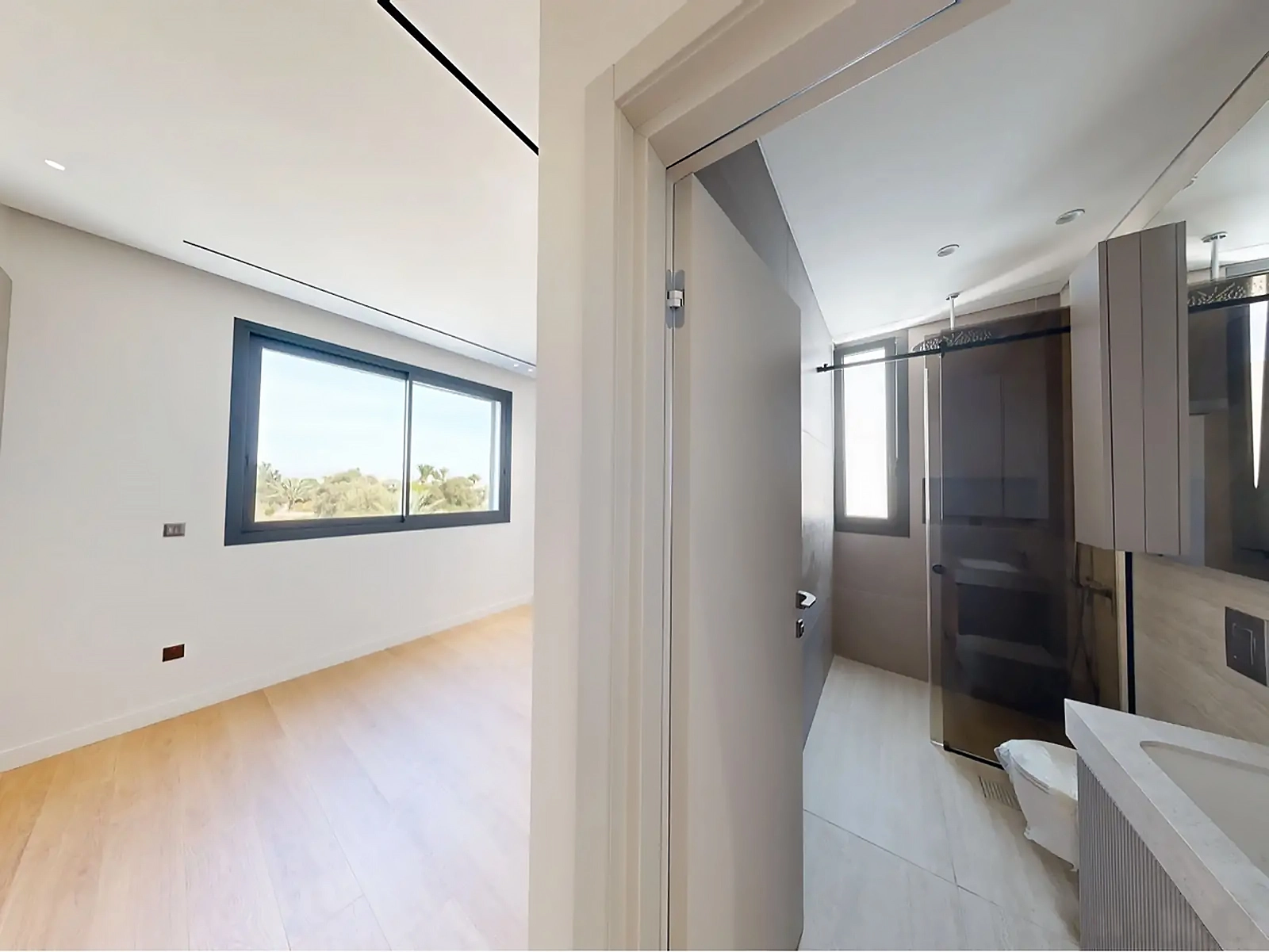 5 Bedroom House for Sale