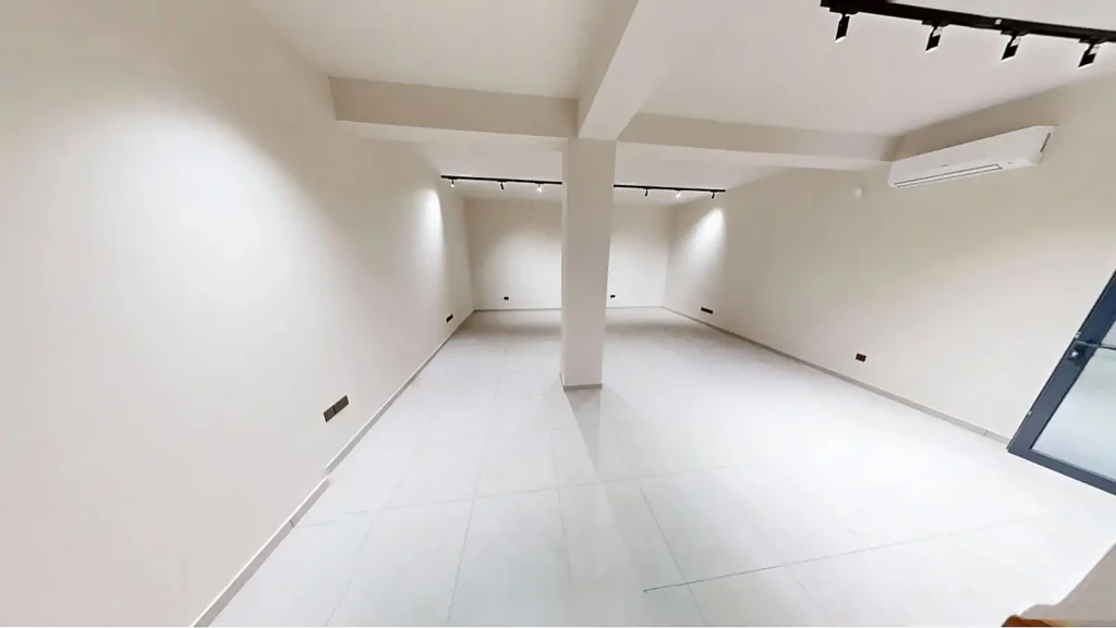5 Bedroom House for Sale
