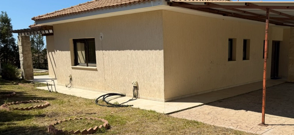 3 Bedroom House for Sale in Kellaki, Limassol District