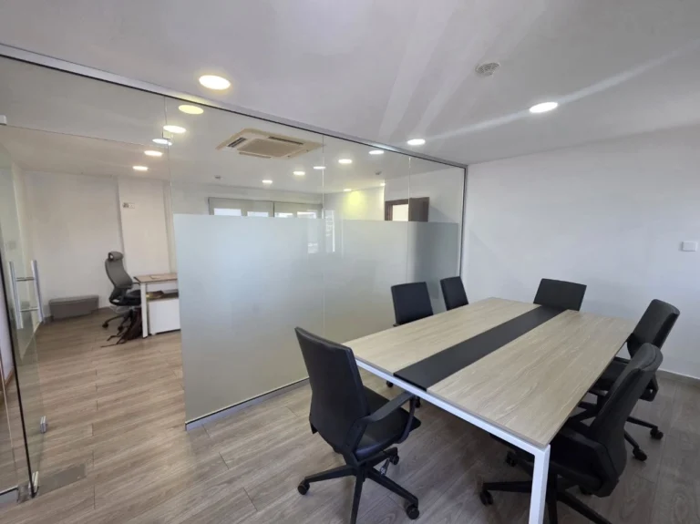 630m² Office for Rent