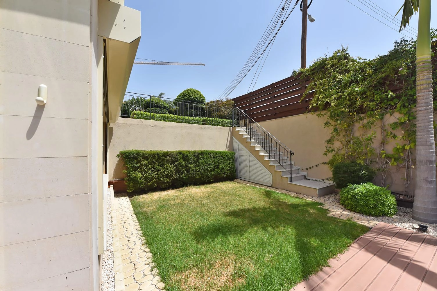 5 Bedroom House for Sale