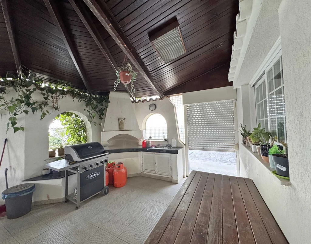 4 Bedroom House for Sale