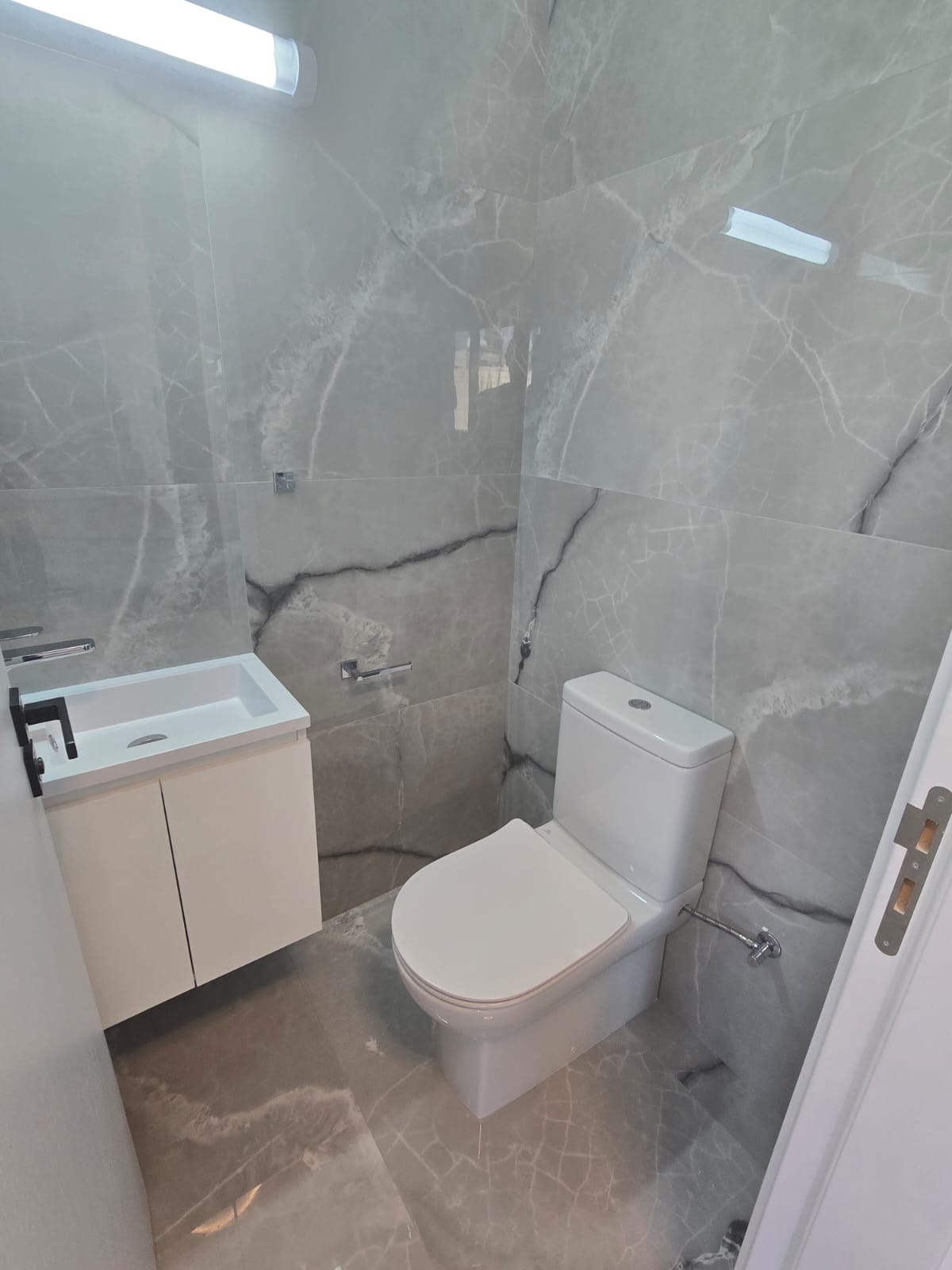 2 Bedroom Apartment for Rent in Limassol District