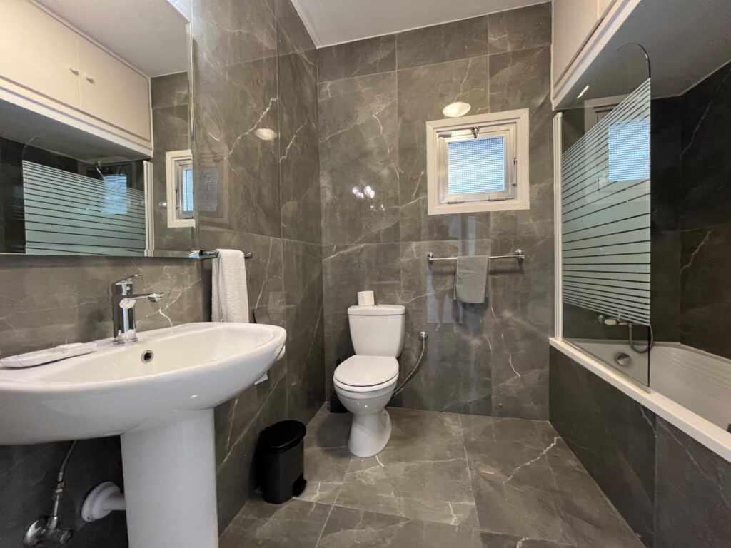 2 Bedroom Apartment for Rent in Limassol – Neapolis