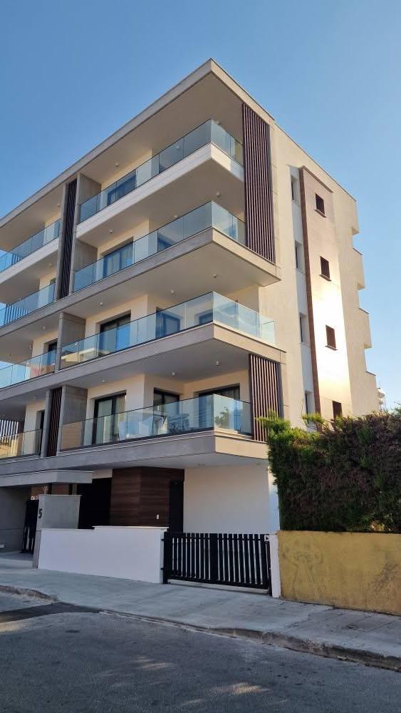 2 Bedroom Apartment for Rent in Limassol – Agios Antonios