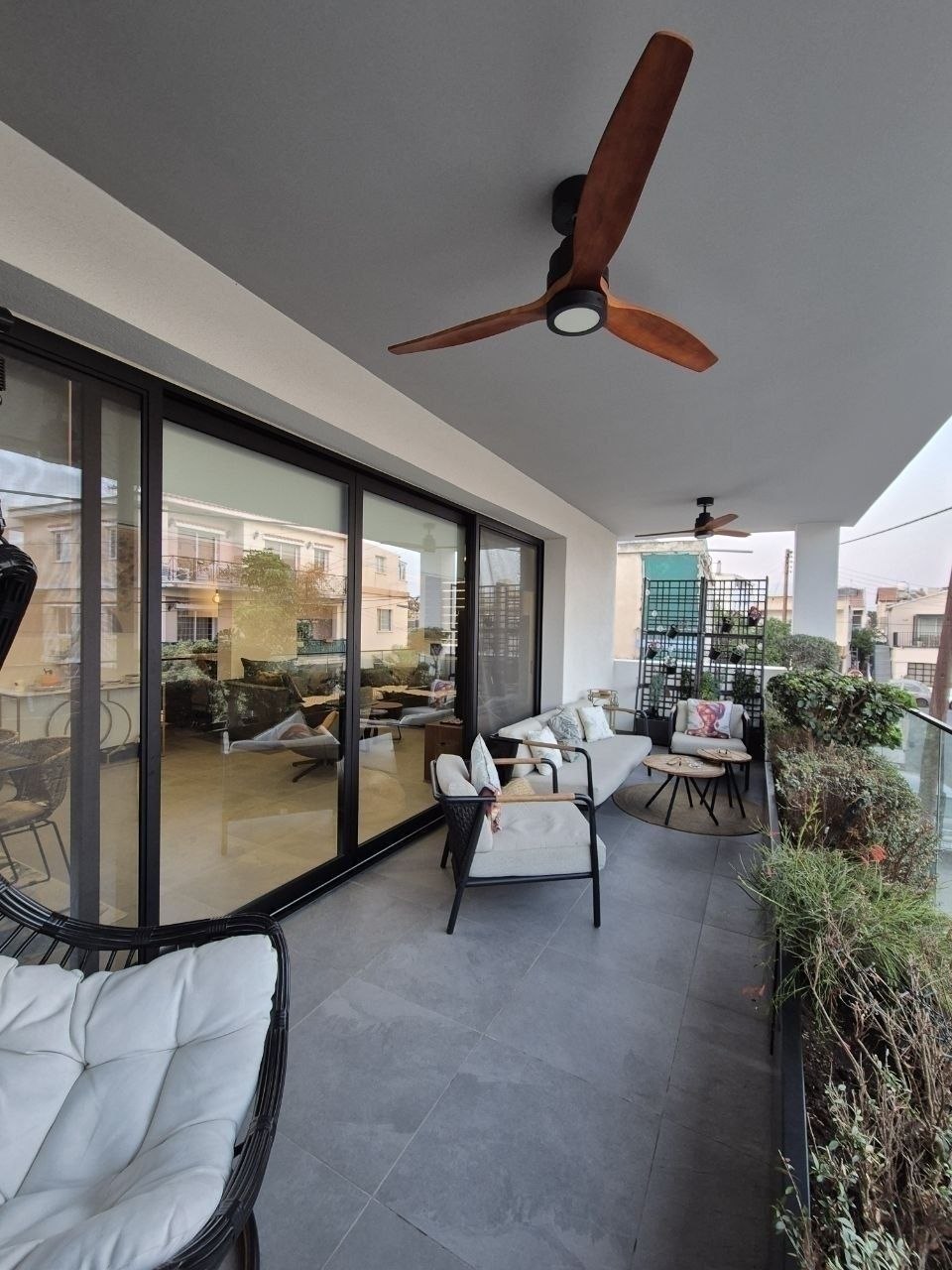 2 Bedroom Apartment for Rent in Limassol – Mesa Geitonia