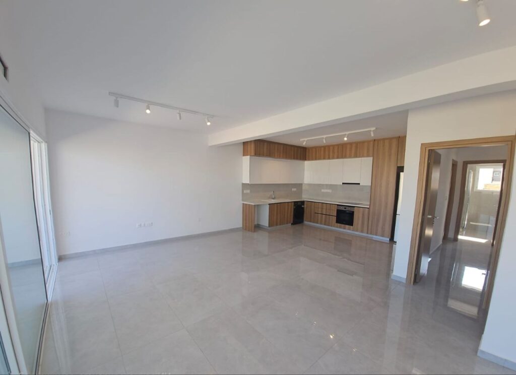 3 Bedroom Apartment for Rent in Kato Polemidia, Limassol District