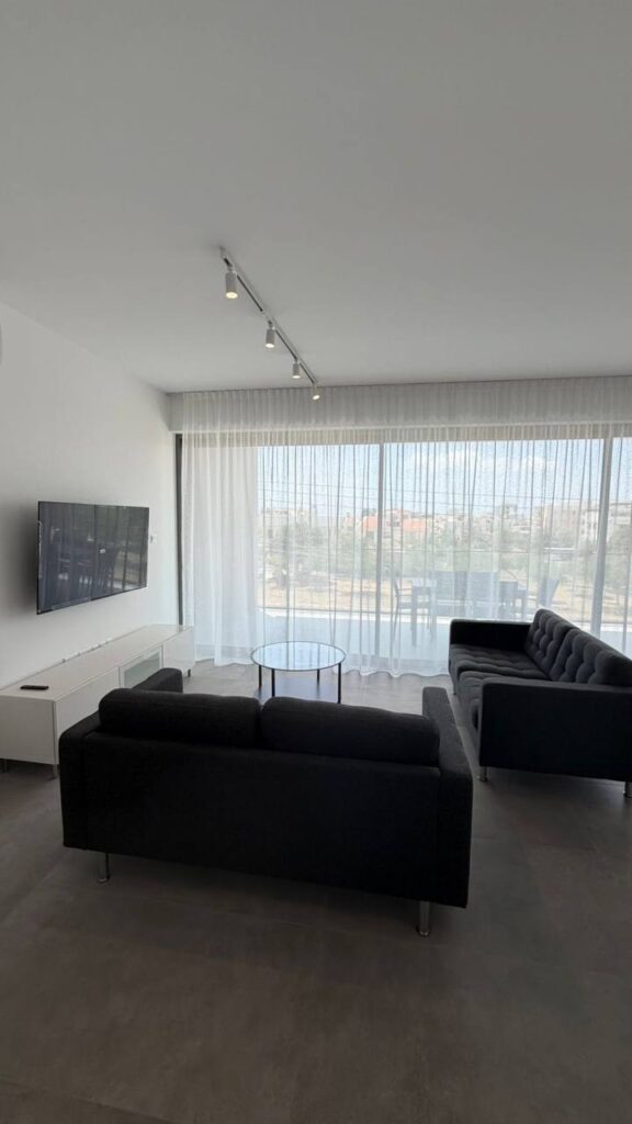 2 Bedroom Apartment for Rent in Limassol – Mesa Geitonia