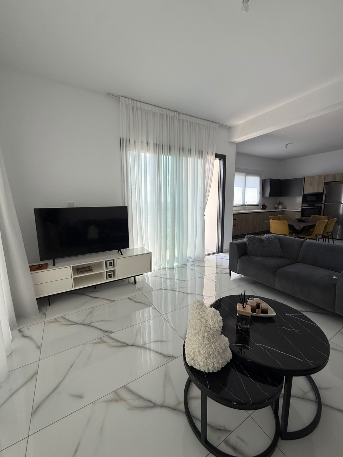 3 Bedroom Apartment for Rent in Potamos Germasogeias, Limassol District