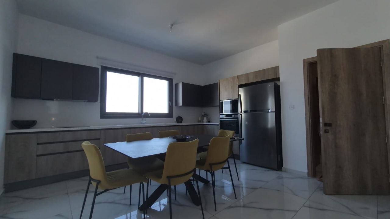 3 Bedroom Apartment for Rent in Germasogeia, Limassol District