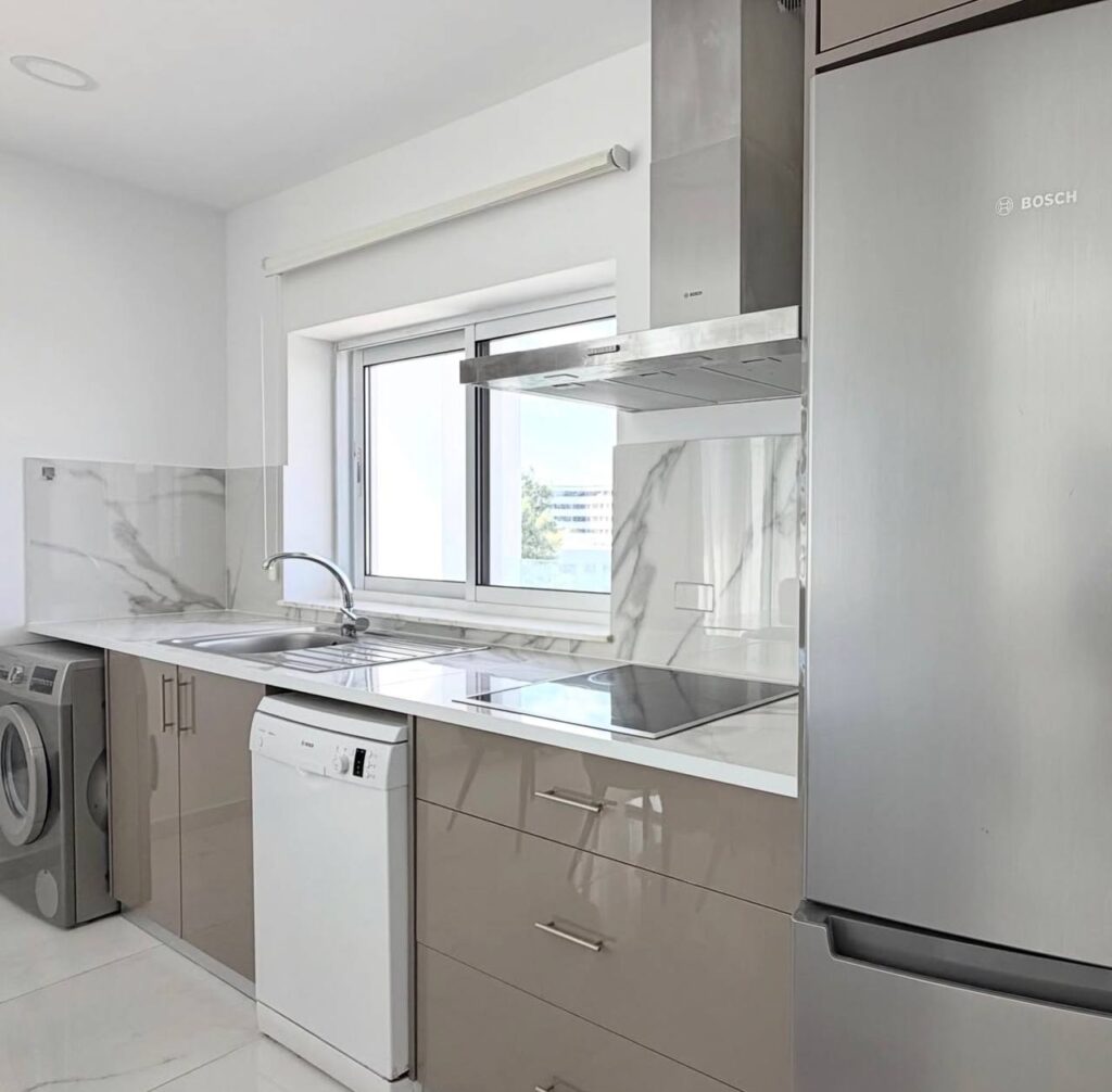 3 Bedroom Apartment for Rent in Potamos Germasogeias, Limassol District