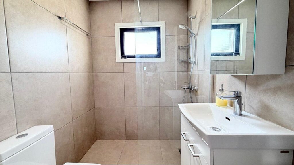 2 Bedroom Apartment for Rent in Germasogeia – Tourist Area, Limassol District
