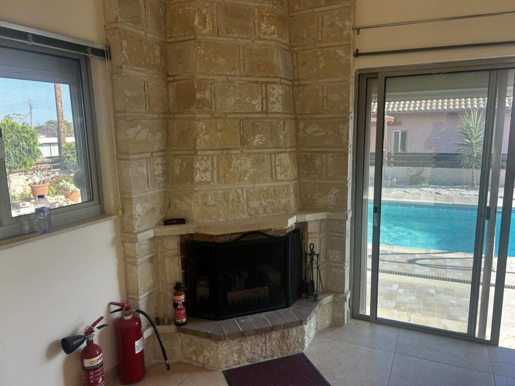 2 Bedroom House for Rent in Souni, Limassol District