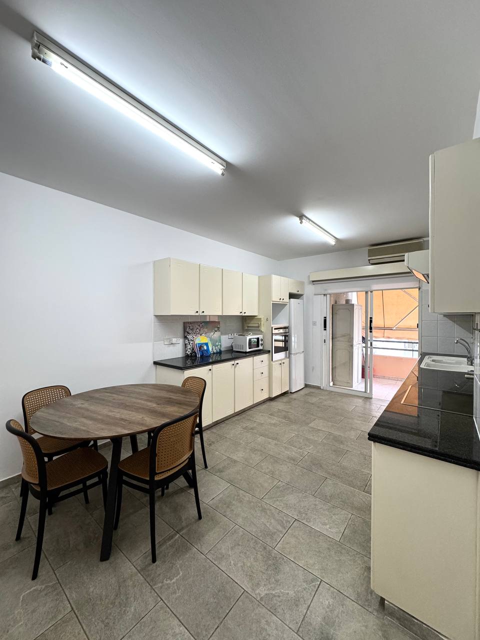 3 Bedroom Apartment for Rent in Limassol – Neapolis