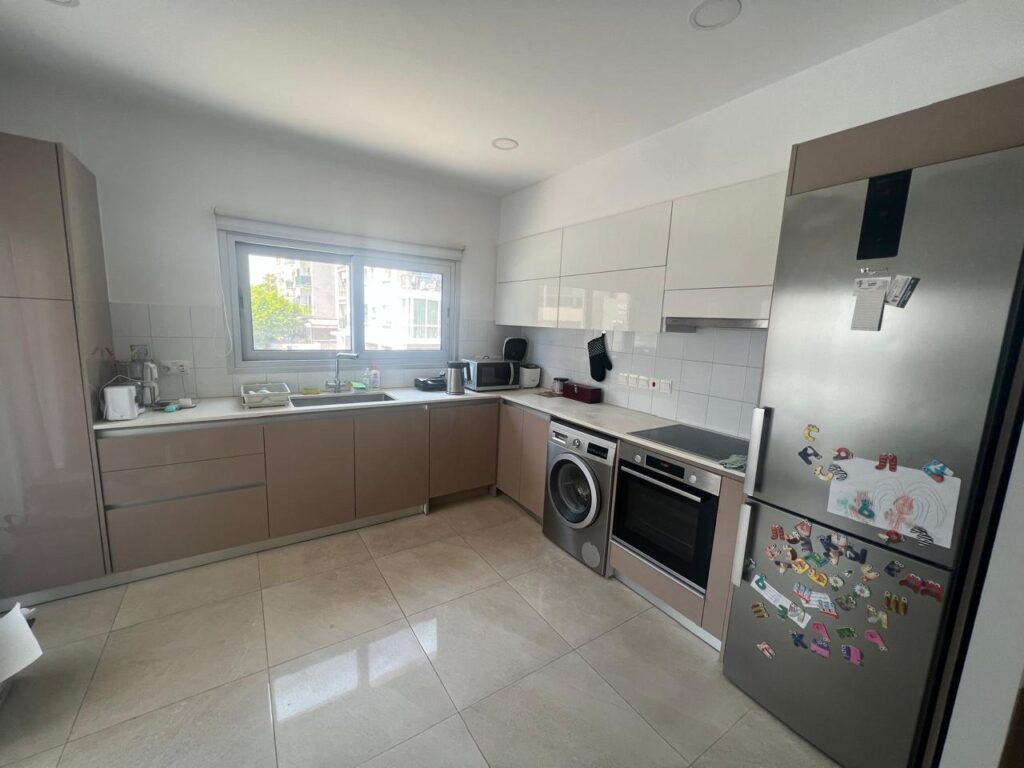 2 Bedroom Apartment for Rent in Limassol – Neapolis