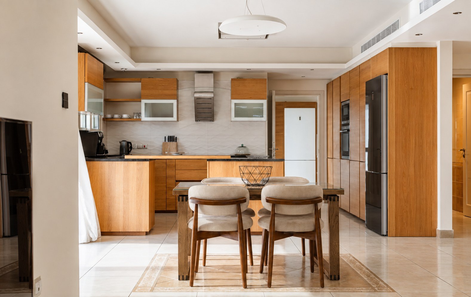 6+ Bedroom House for Rent in Germasogeia, Limassol District
