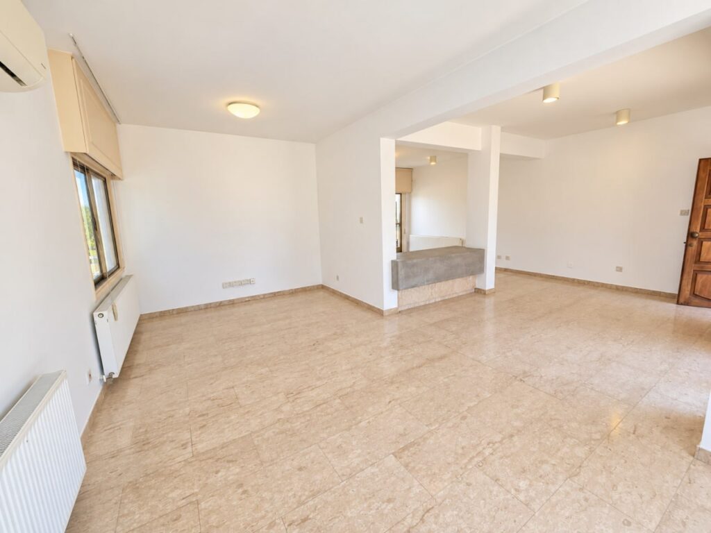 4 Bedroom House for Rent in Limassol – Tsirion
