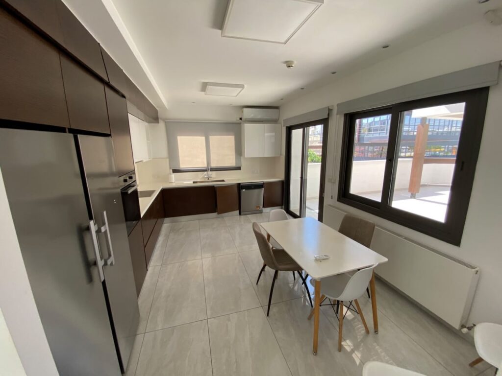 4 Bedroom Apartment for Rent in Limassol – Katholiki