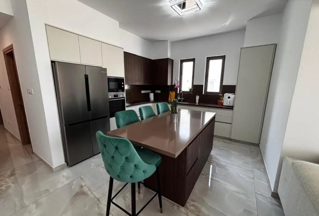 3 Bedroom Apartment for Rent in Limassol – Apostolos Andreas