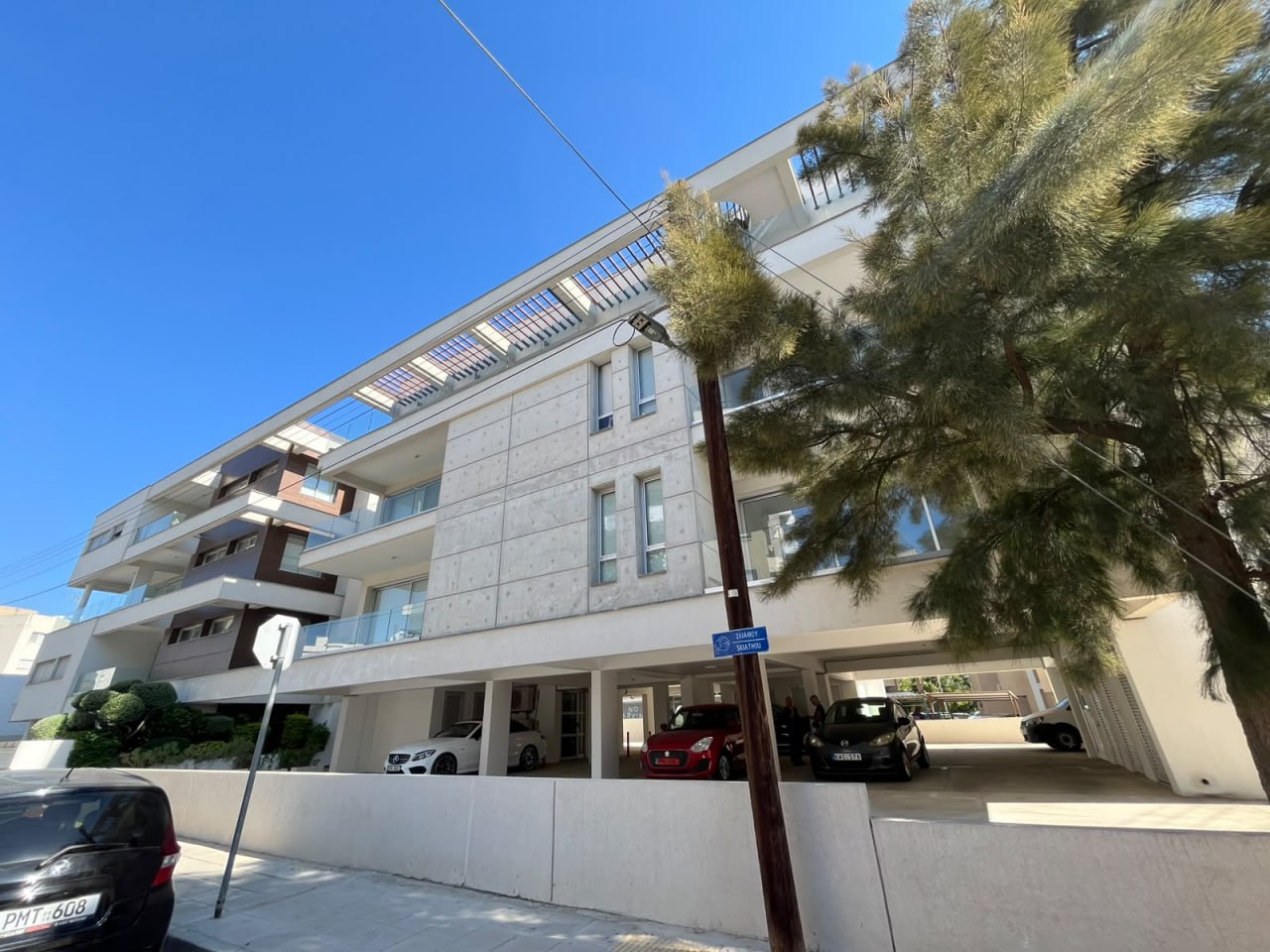 3 Bedroom Apartment for Rent in Limassol – Mesa Geitonia