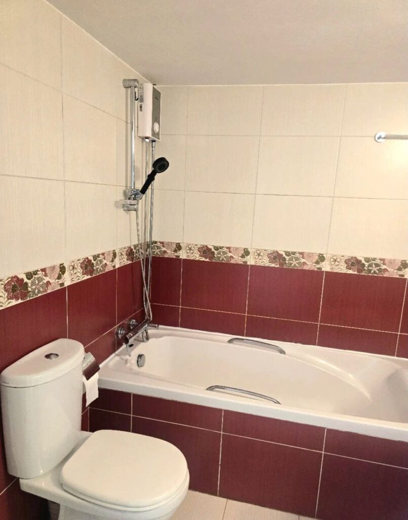 3 Bedroom Apartment for Rent in Kato Polemidia, Limassol District