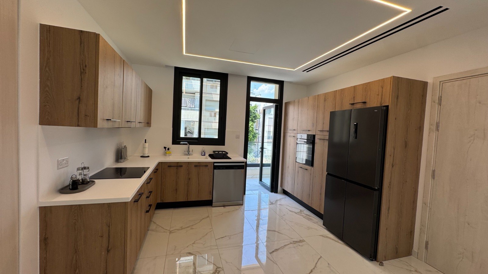 3 Bedroom Apartment for Rent in Limassol – Neapolis