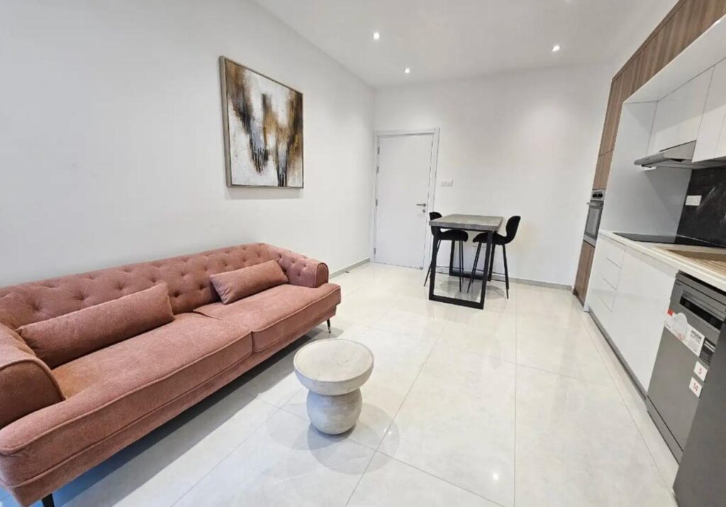 2 Bedroom Apartment for Rent in Germasogeia, Limassol District