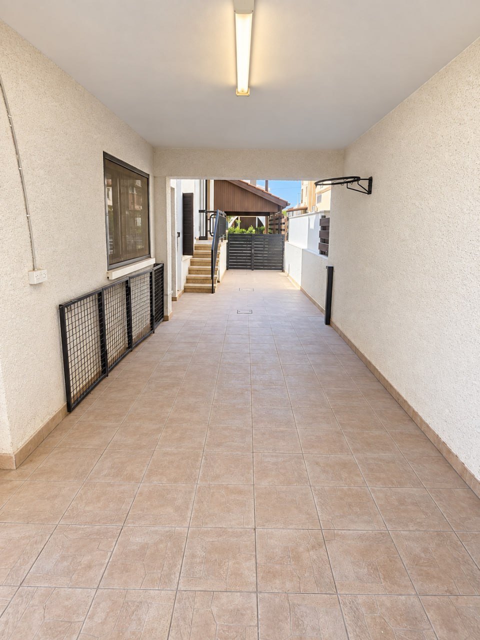 4 Bedroom House for Rent in Limassol – Tsirion