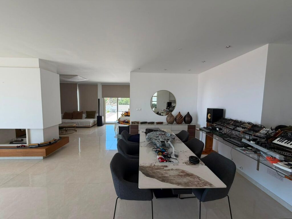 5 Bedroom House for Rent in Limassol – Agios Antonios