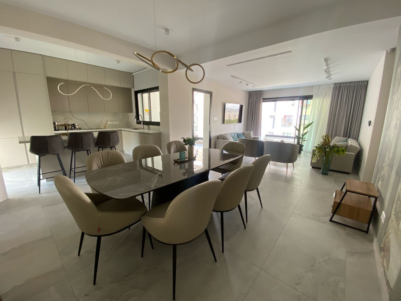 3 Bedroom Apartment for Rent in Limassol – Mesa Geitonia
