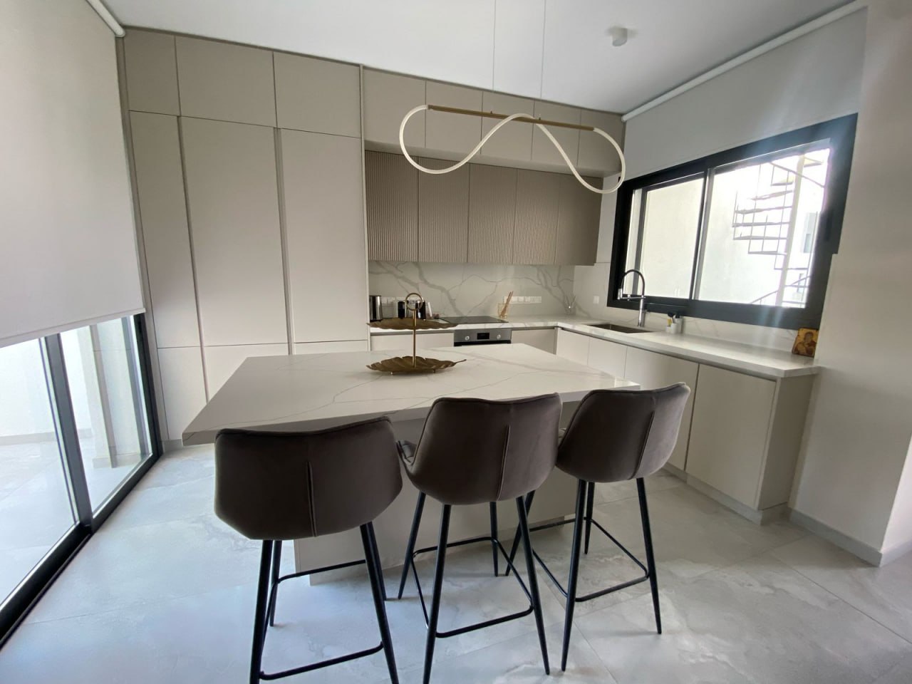 3 Bedroom Apartment for Rent in Limassol – Mesa Geitonia