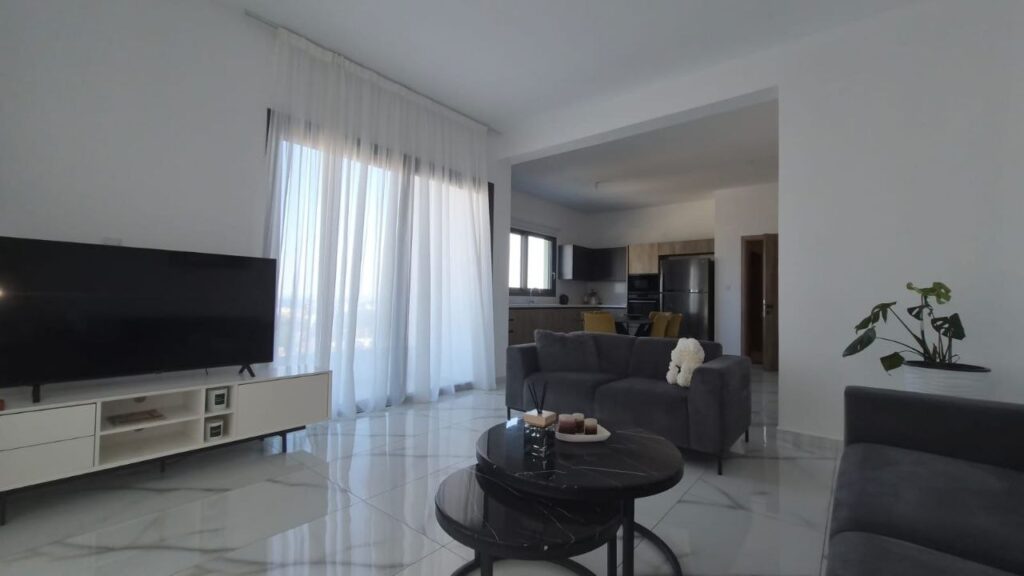 3 Bedroom Apartment for Rent in Germasogeia, Limassol District